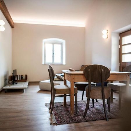 Weingut Kornell - Schafferhaus Cosmas Und Zeder Apartment Терлано Екстериор снимка