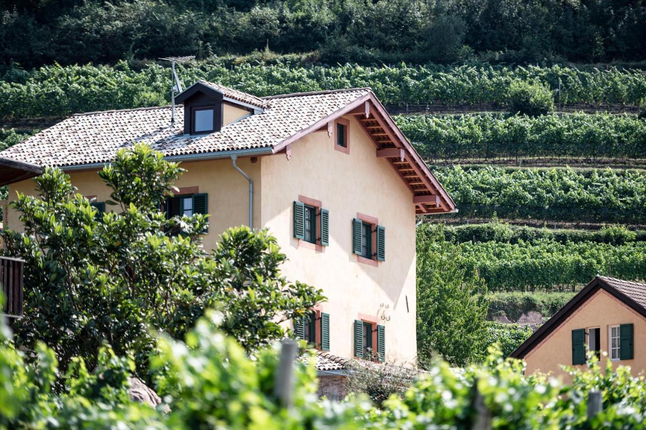 Weingut Kornell - Schafferhaus Cosmas Und Zeder Apartment Терлано Екстериор снимка